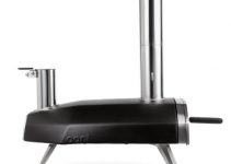 Ooni Fyra 12: test du four à pizza à pellets de bois granulés Ooni Fyra 12: test du four à pizza à pellets de bois granulés