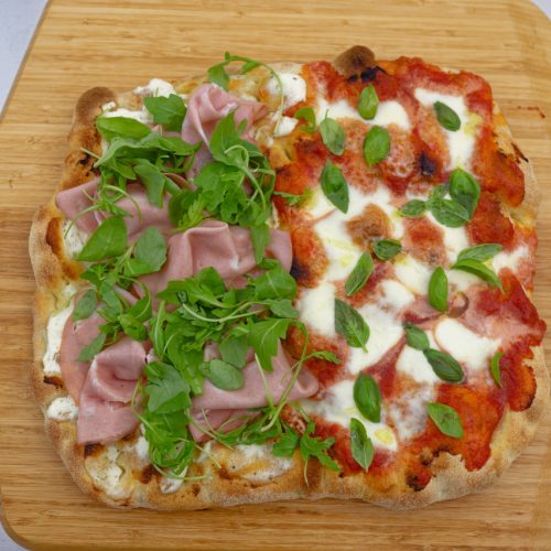 Pizza maison bi-gout sauce tomate et ricotta