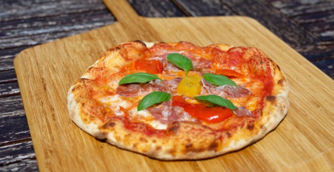 Whoogy’s et sa pizza napolitaine à tomber par terre : préparez-la vous-même avec la recette infaillible ! Whoogy’s et sa pizza napolitaine à tomber par terre : préparez-la vous-même avec la recette infaillible !