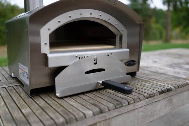 Porte avec crochet du Vulcano TAAL