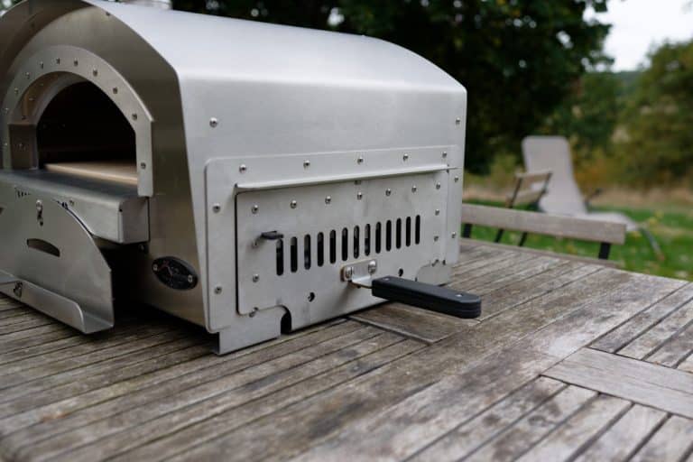 Vulcano TAAL coté droit du four